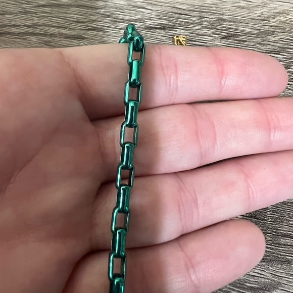 Melania Clara Necklace - Picture 3 of 14